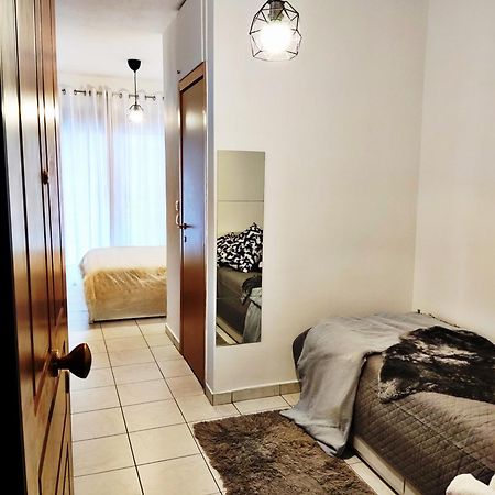 Elegant Central Studio With Balcony & 1 Gbps Fiber Thessaloníki Exteriör bild