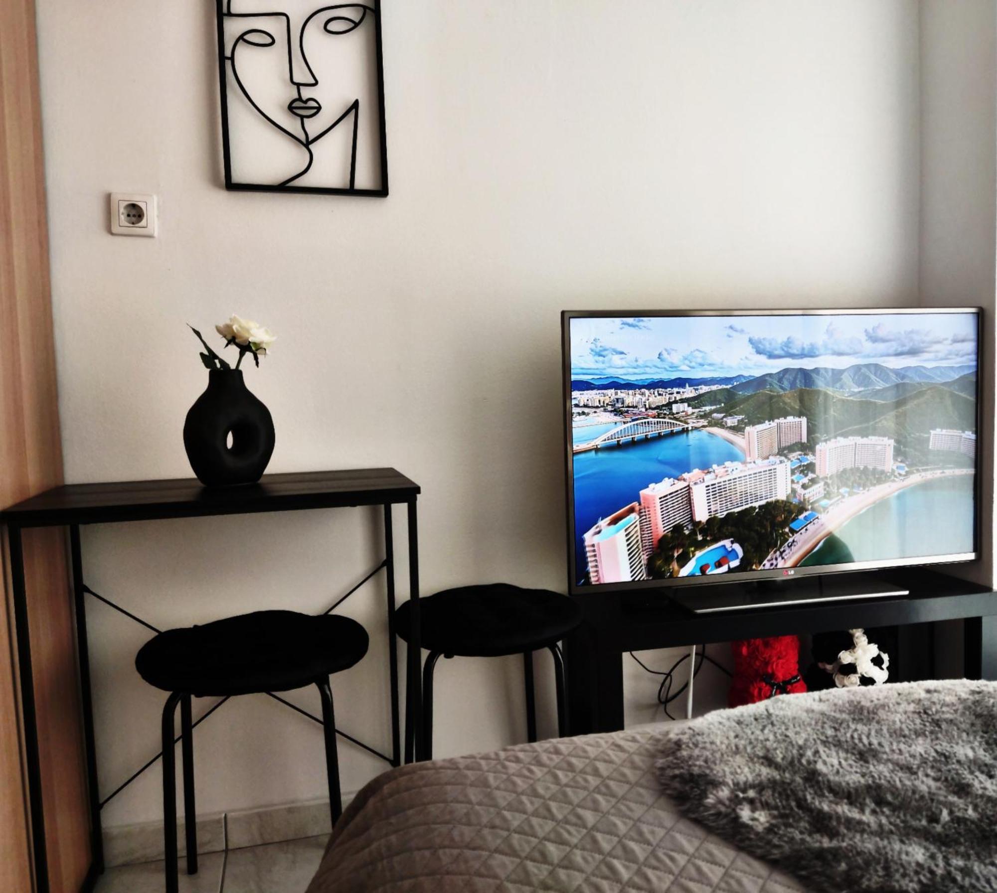 Elegant Central Studio With Balcony & 1 Gbps Fiber Thessaloníki Exteriör bild