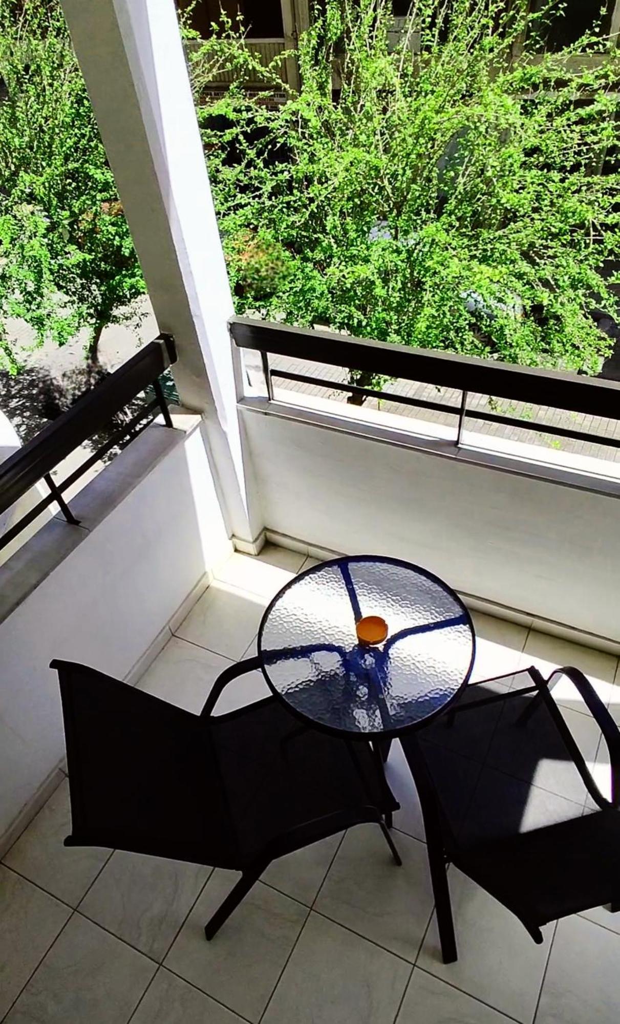 Elegant Central Studio With Balcony & 1 Gbps Fiber Thessaloníki Exteriör bild